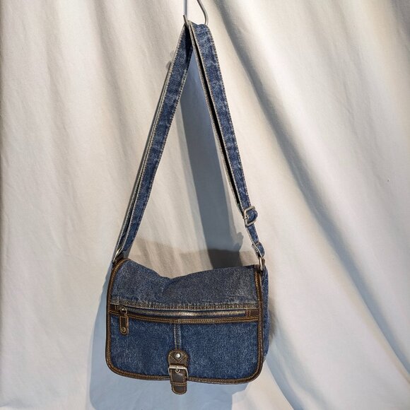 Beautiful boho denim bag with faux leather trim! Excellent used condition! - Picture 2 of 15